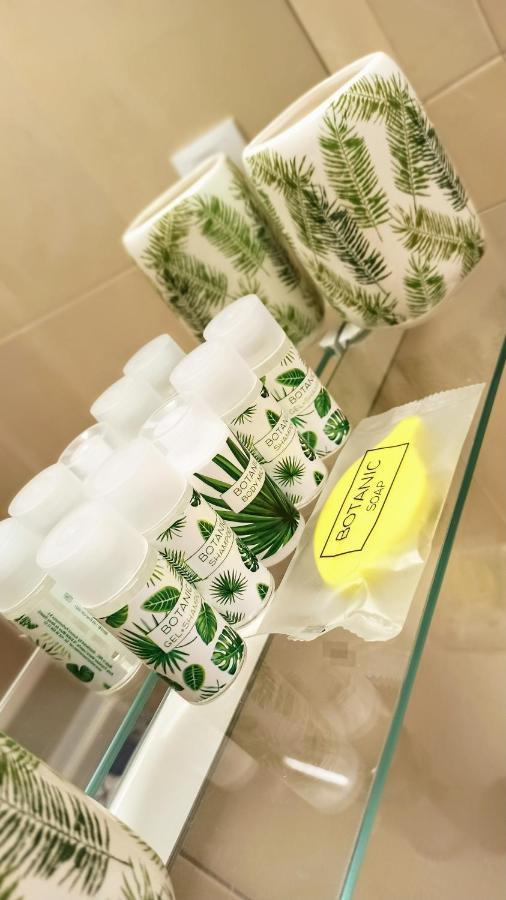 Botanic Suite Málaga Buitenkant foto